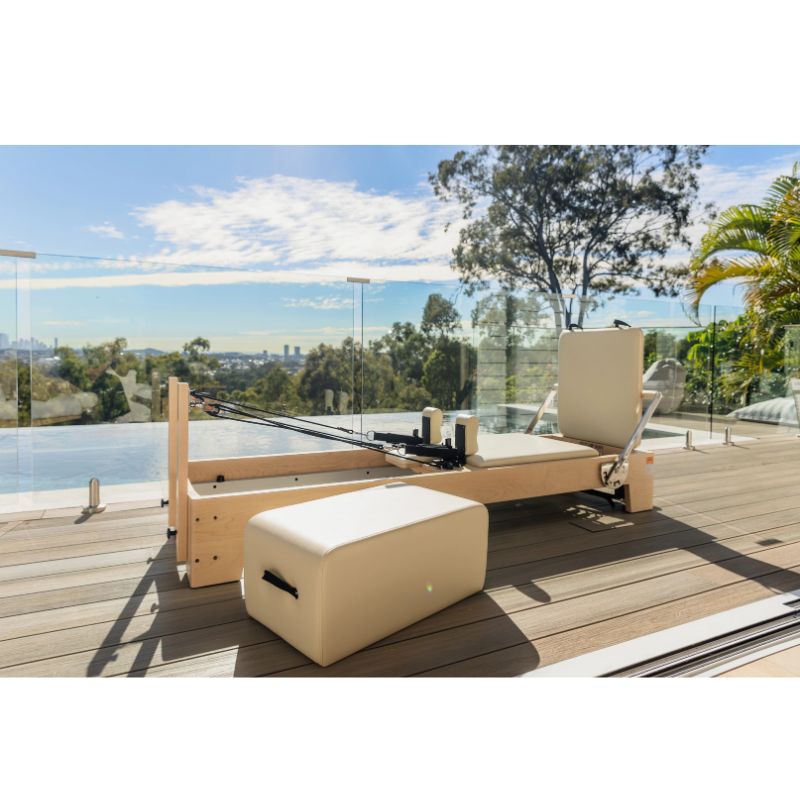 AussiePilatesLuxeStudioReformerAP-03InCreamColourFrontTopView