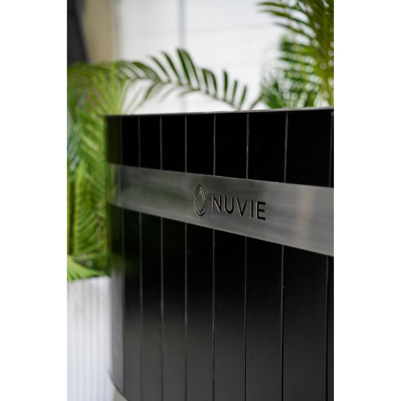 NUVIEEmberProCommercialIceBathandHotTub_Black_CloserLookofEngravedLogo