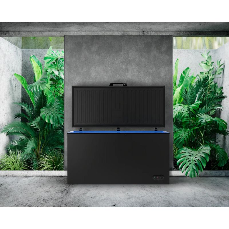 Plunge City Chest Freezer Lite Ice Bath
in outdoor location