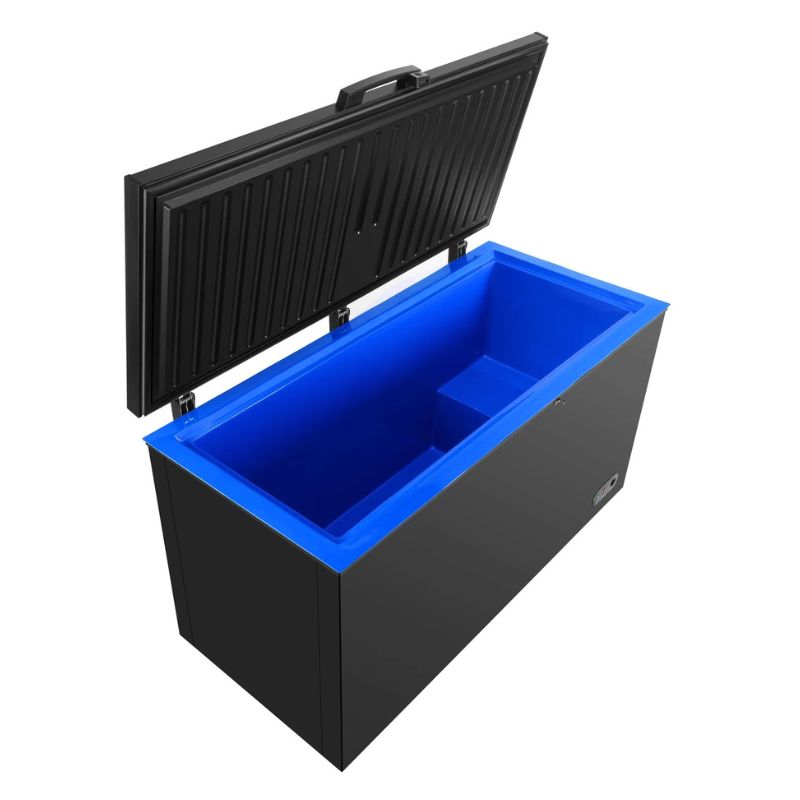 Plunge City Chest Freezer Lite Ice Bath
top view without water inside