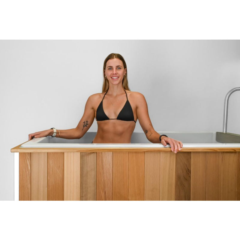 iCoolSport MiPod Pro Cedar Hot and Cold Plunge Pool